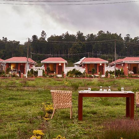 Sixth Element Hotel Kushālnagar Buitenkant foto