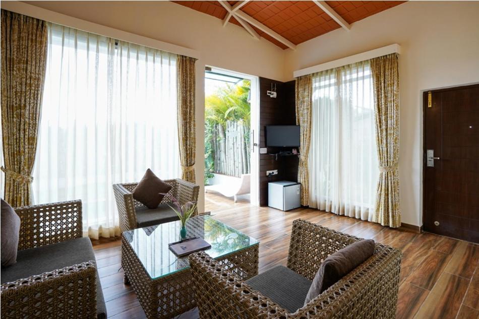 Sixth Element Hotel Kushālnagar Buitenkant foto