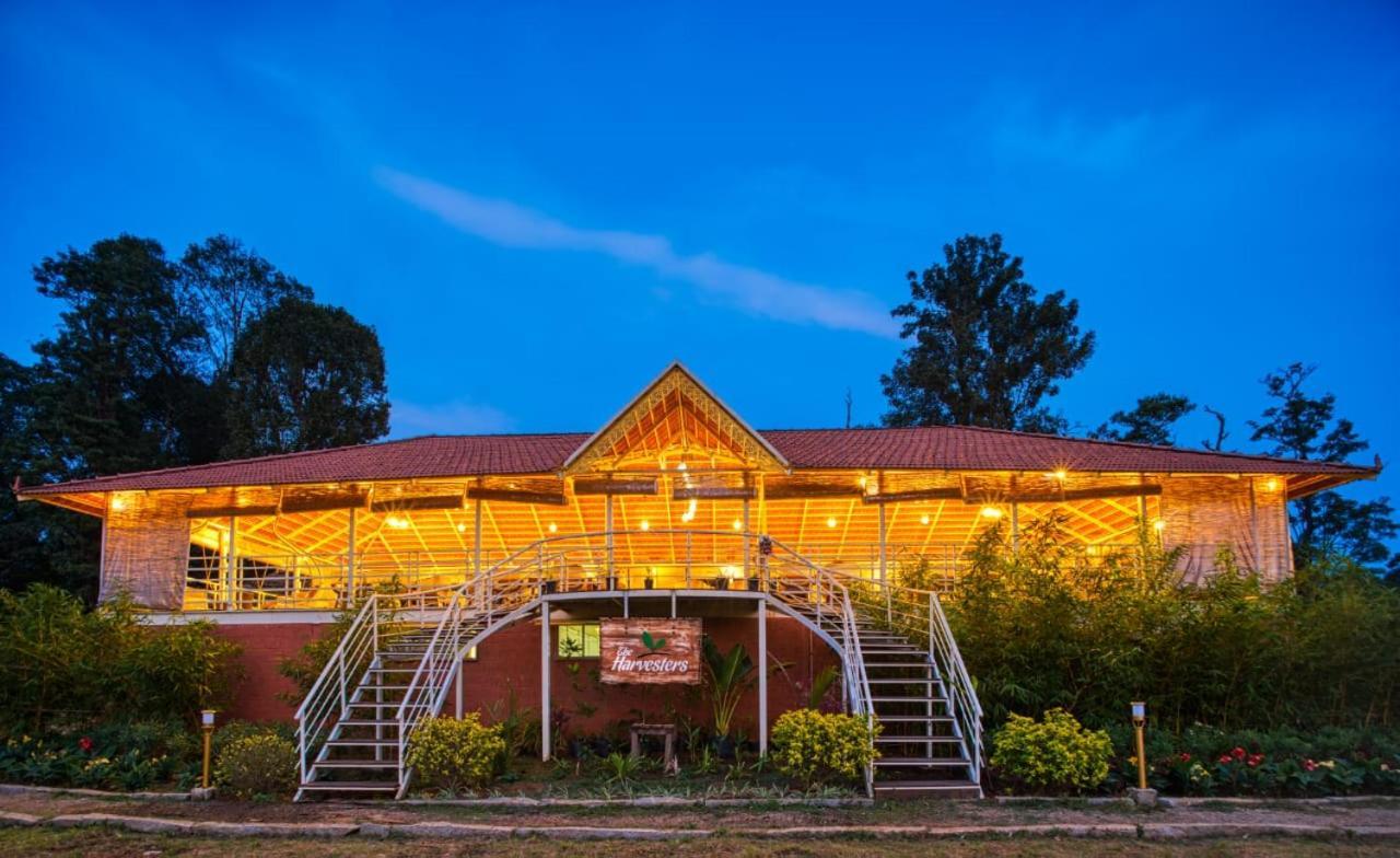 Sixth Element Hotel Kushālnagar Buitenkant foto